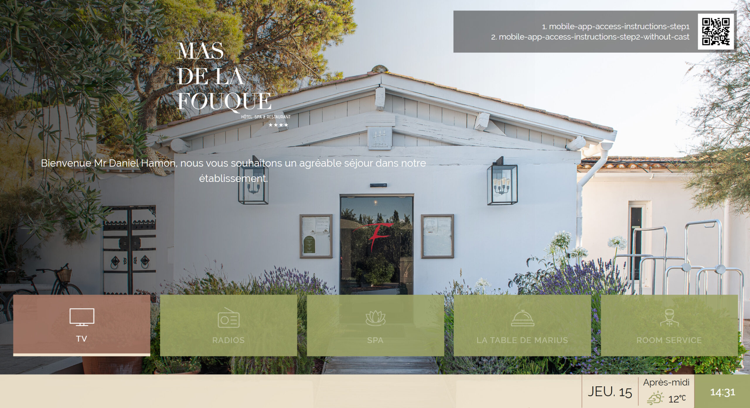 TV connectée pour un 5 étoiles au Mas de la Fouque, grâce à TEVEO par EONA.